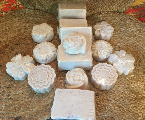 Himalayan Pink Salt & Olive Oil Natural Exfoliating Soap